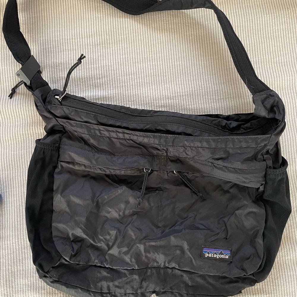 Patagonia ultralight sling bag